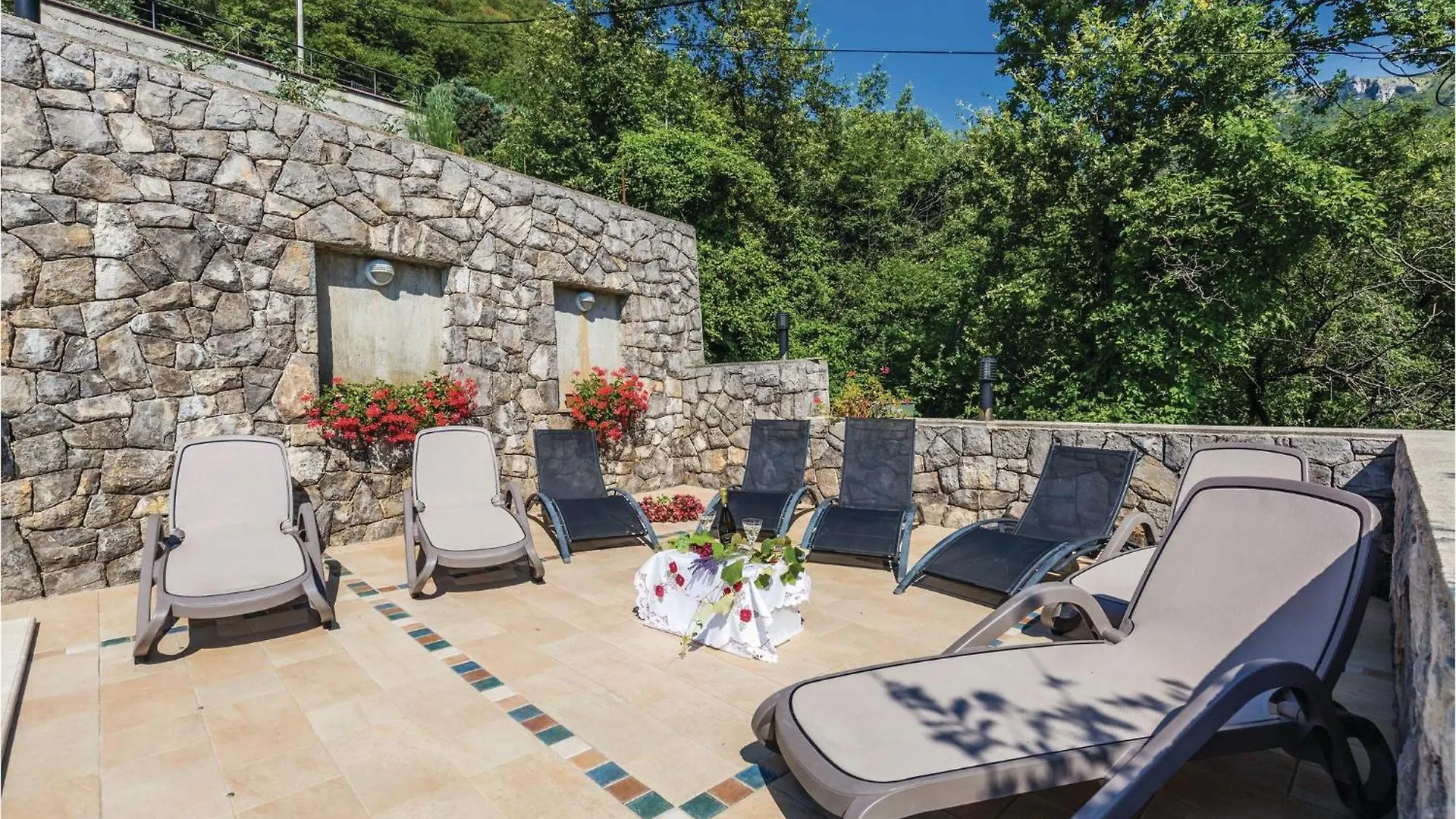 Stunning Apartment In Moscenicka Draga With Wifi Croatia